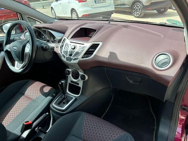 FORD FIESTA TITANIUM AUTO 1.4 SPANISH LHD IN SPAIN 55000 MILES SUPERB 2010